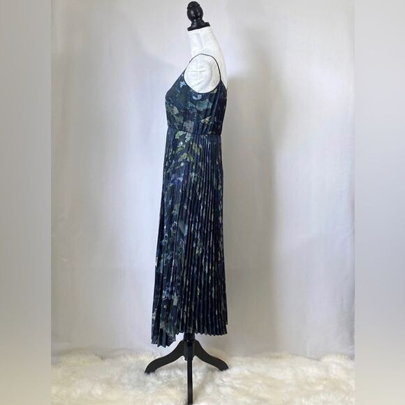 AllSaints Floral Pleated Midi Dress size XS - Picture 5 of 11